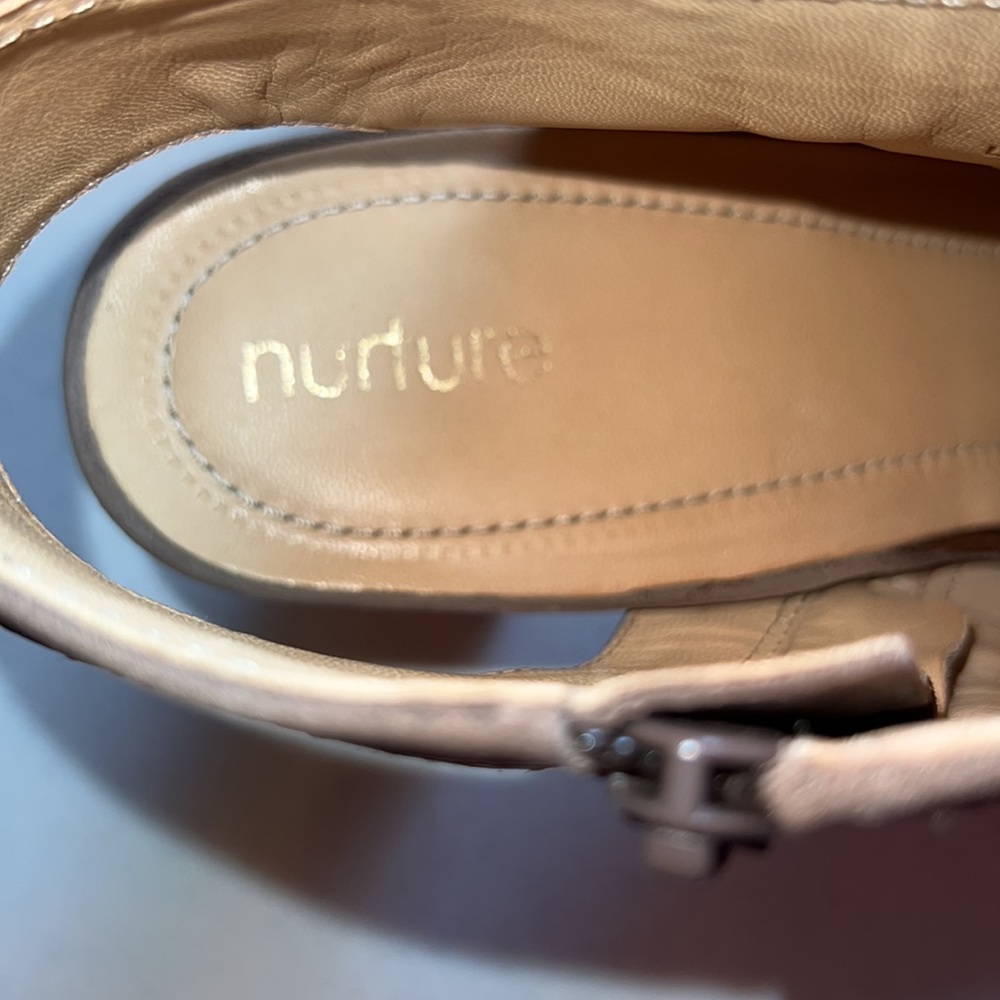 Gorgeous Nurture Suede Booties Size 8.5 - Picture 5 of 7